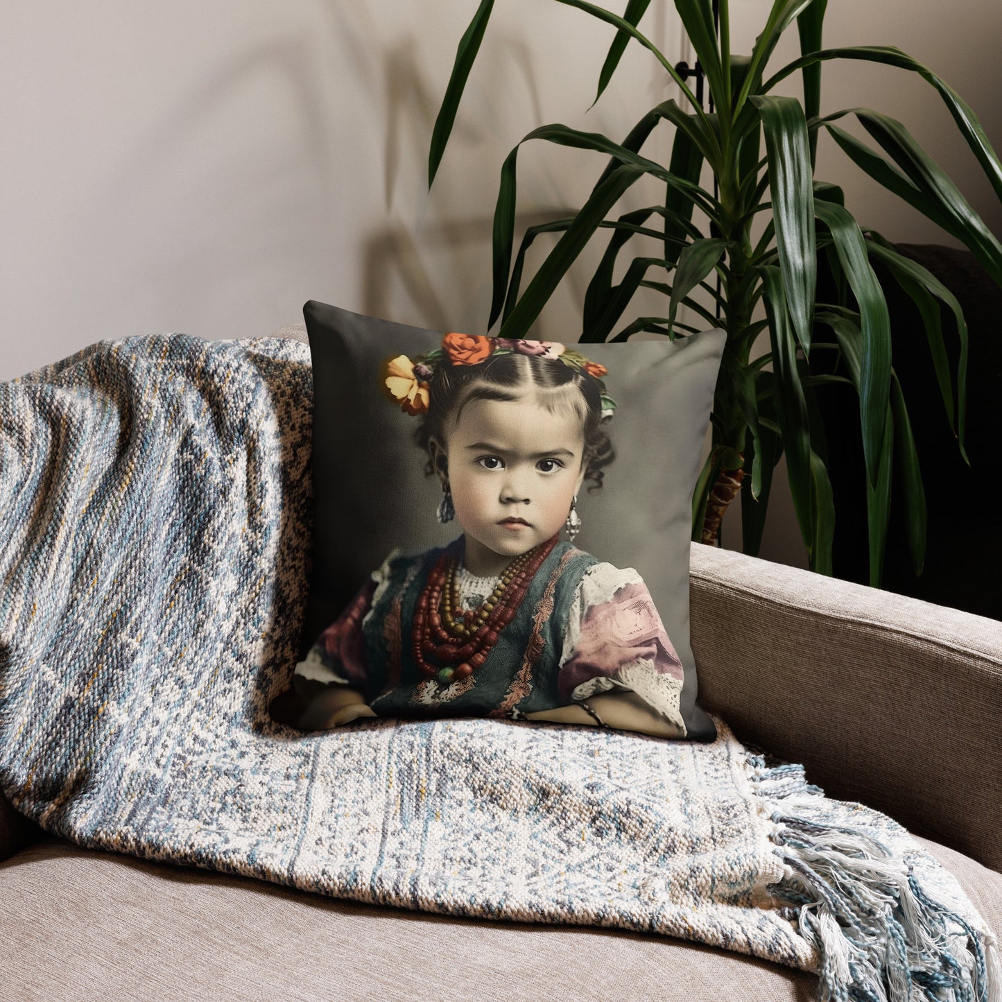 Pillow / Premium / Portrait Magdalena Frida VIII