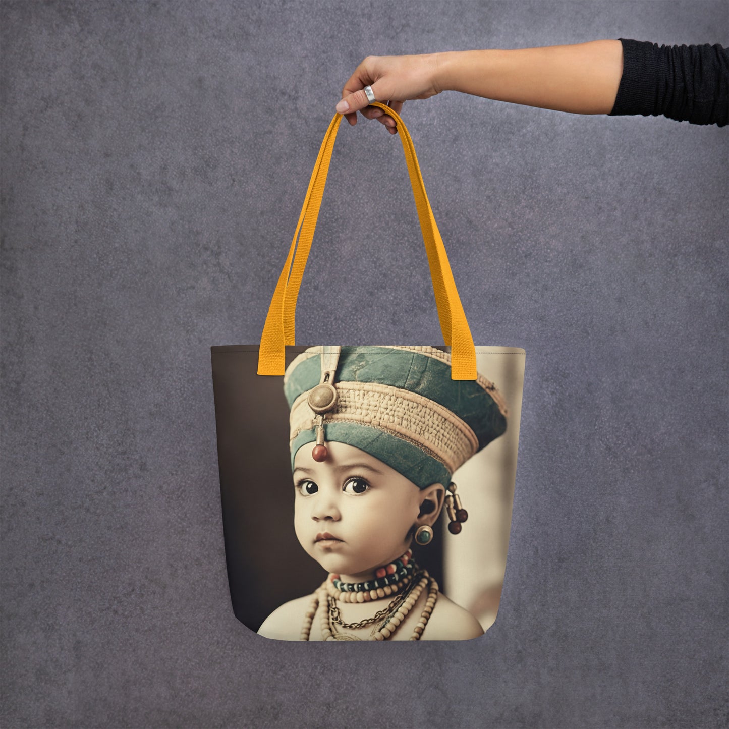 Tote Bag / Spun Polyester / Portrait Nefertiti Neferneferuaten I