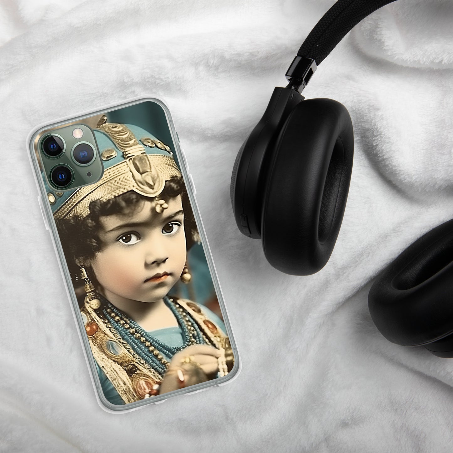 iPhone® Case / Clear Edition / Portrait Cleopatra Philopator II