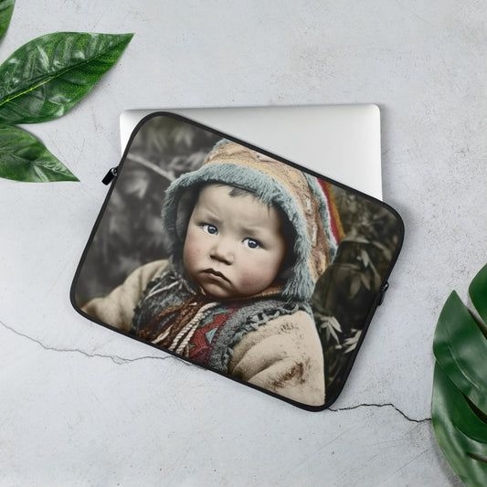 Laptop Sleeve / Neoprene / Portrait Koelbjerg Child I