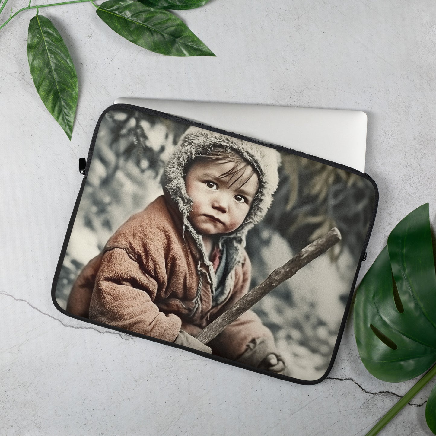 Laptop Sleeve / Neoprene / Portrait Ötzi Tisenjoch I