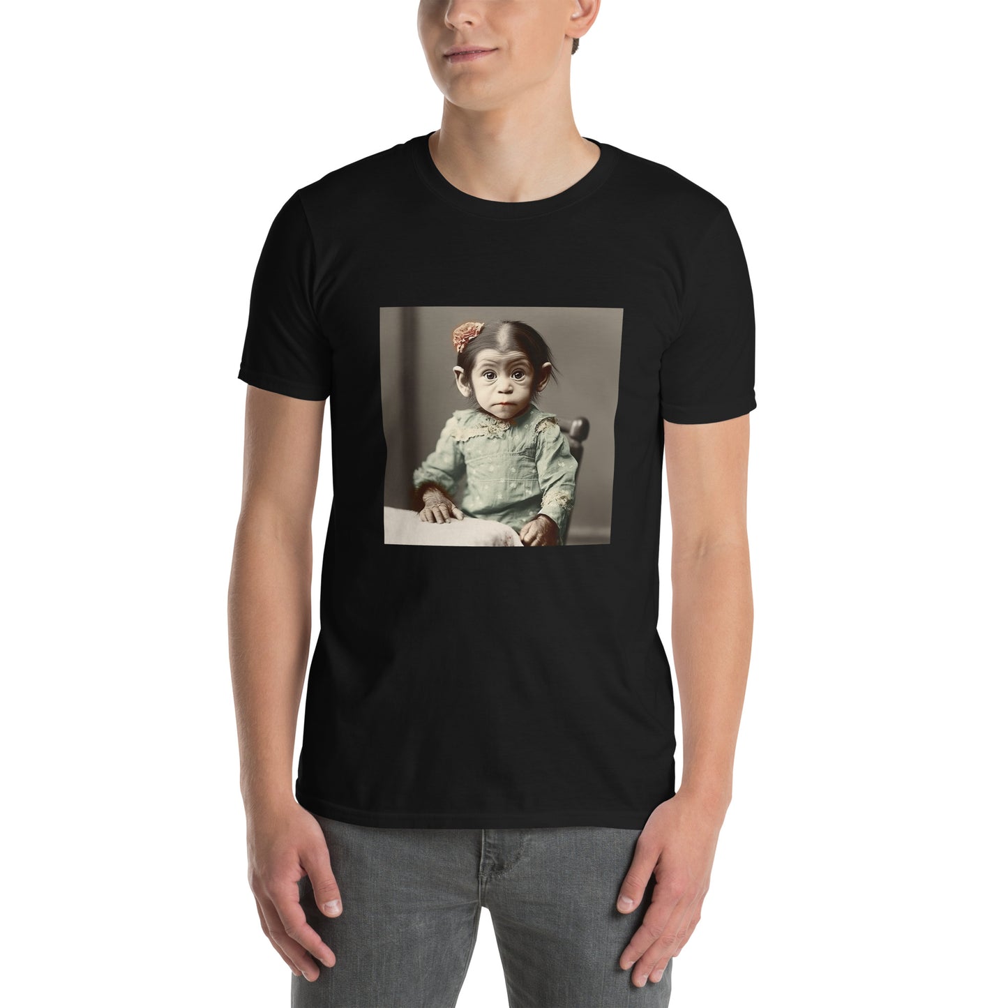 T-Shirt Unisex / Ring Spun Cotton / Portrait Lucy Dinkinesh I