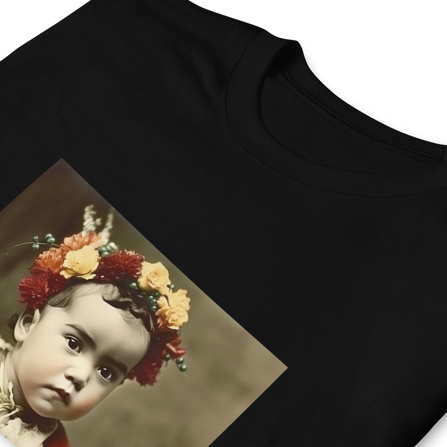 T-Shirt Unisex / Ring Spun Cotton / Portrait Magdalena Frida I