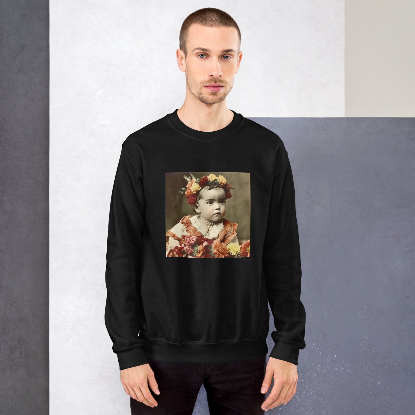 Sweatshirt Unisex / Air Spun Cotton / Portrait Magdalena Frida I