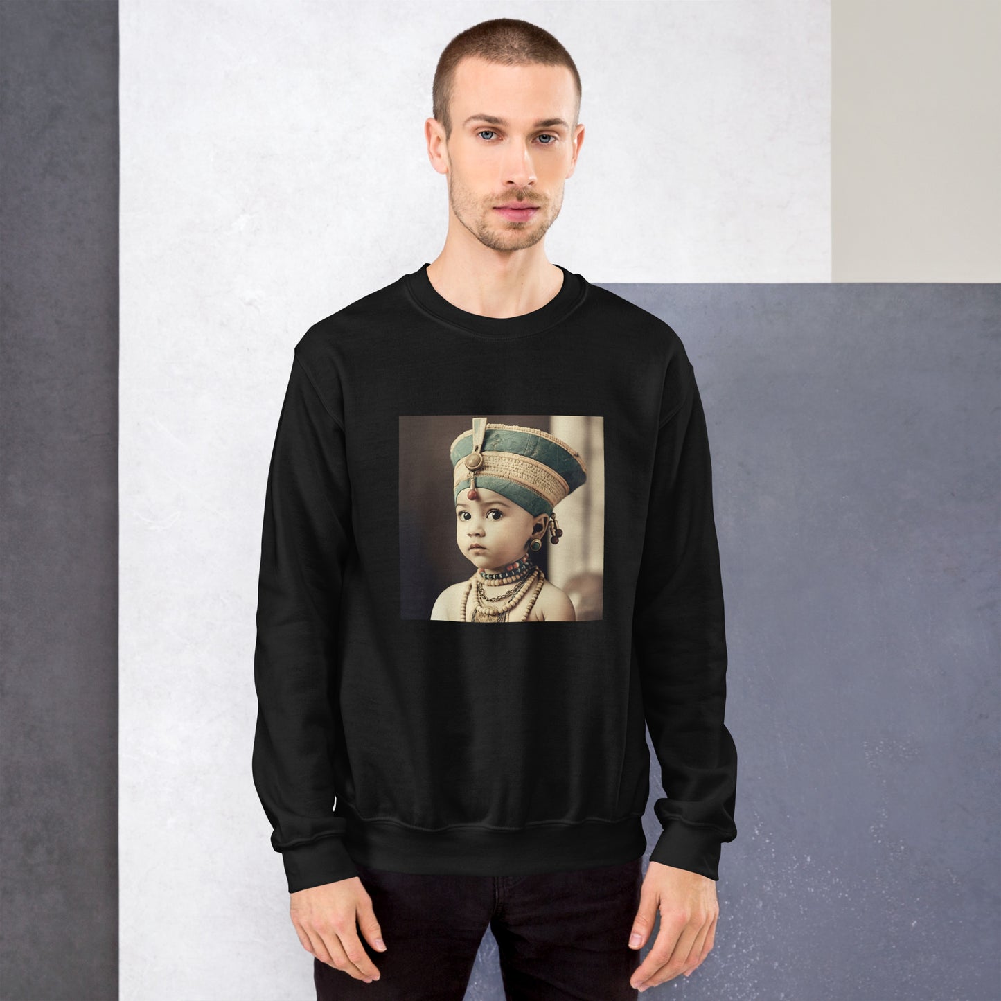 Sweatshirt Unisex / Air Spun Cotton / Portrait Nefertiti Neferneferuaten I