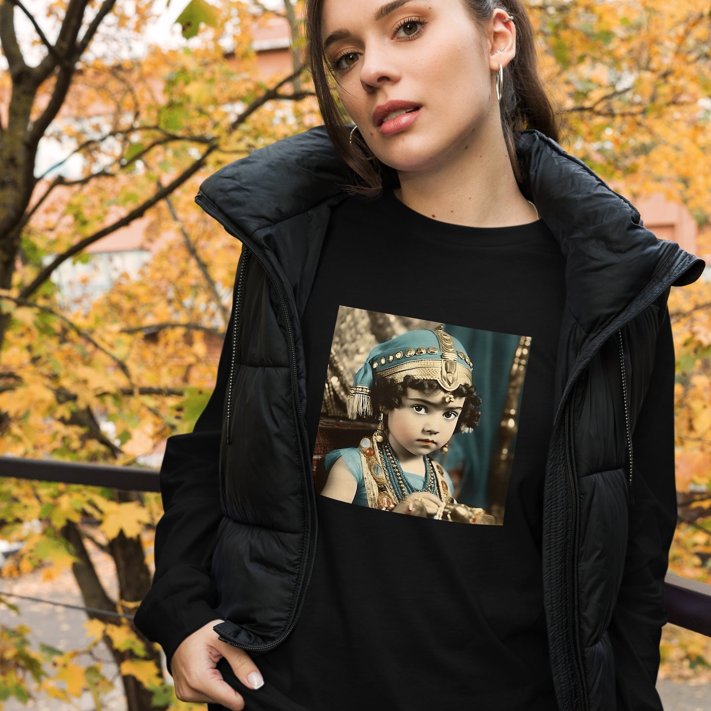 Long Sleeve Unisex / Airlume Cotton / Portrait Cleopatra Philopator II