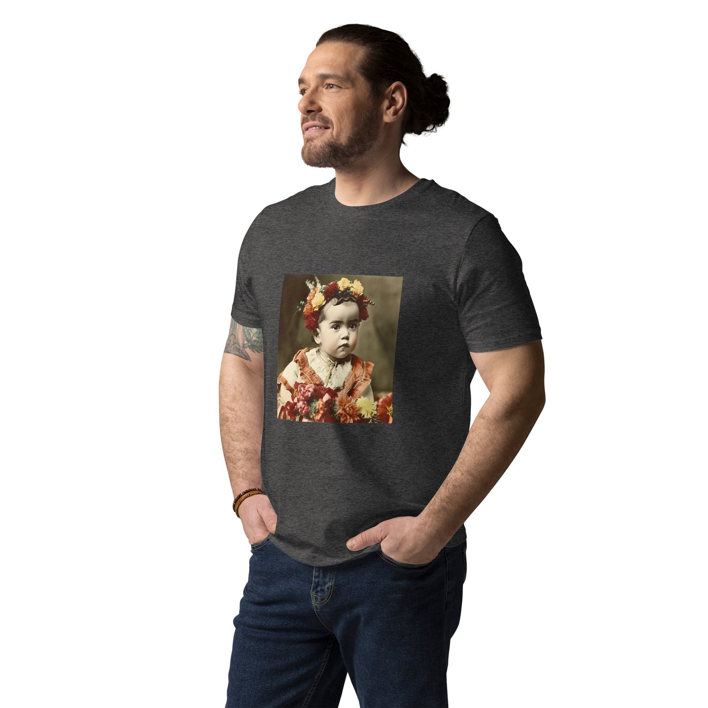 T-Shirt Unisex / Organic Cotton / Portrait Magdalena Frida I