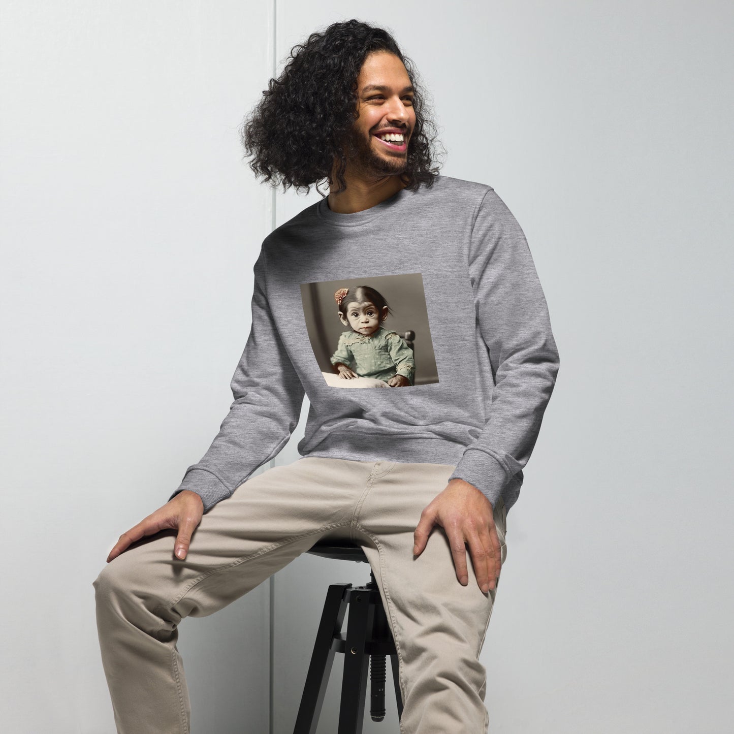 Sweatshirt Unisex / Organic Cotton / Portrait Lucy Dinkinesh I