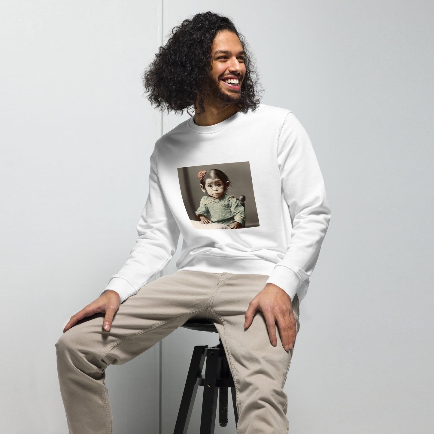 Sweatshirt Unisex / Organic Cotton / Portrait Lucy Dinkinesh I