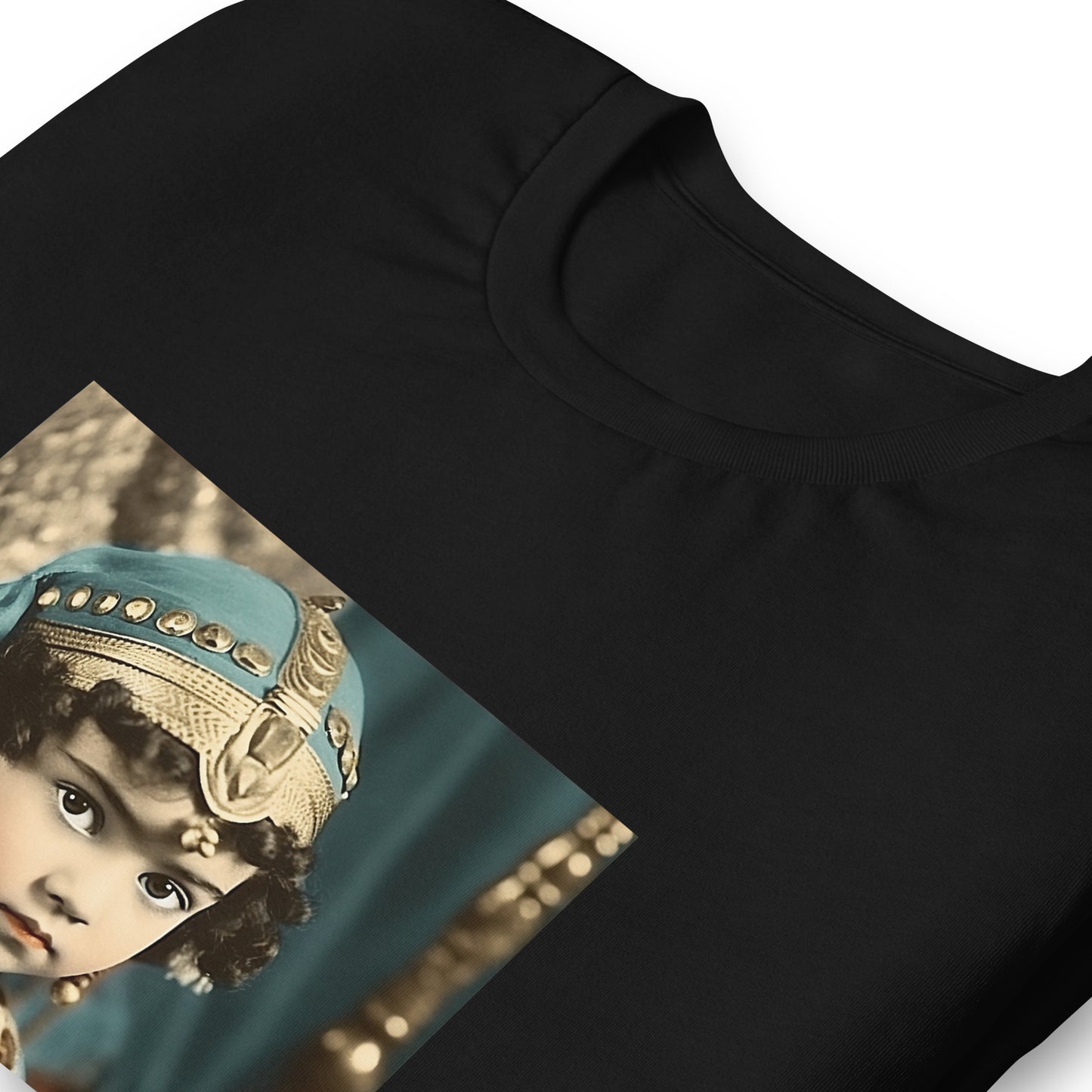 T-Shirt Unisex / Airlume Cotton / Portrait Cleopatra Philopator II